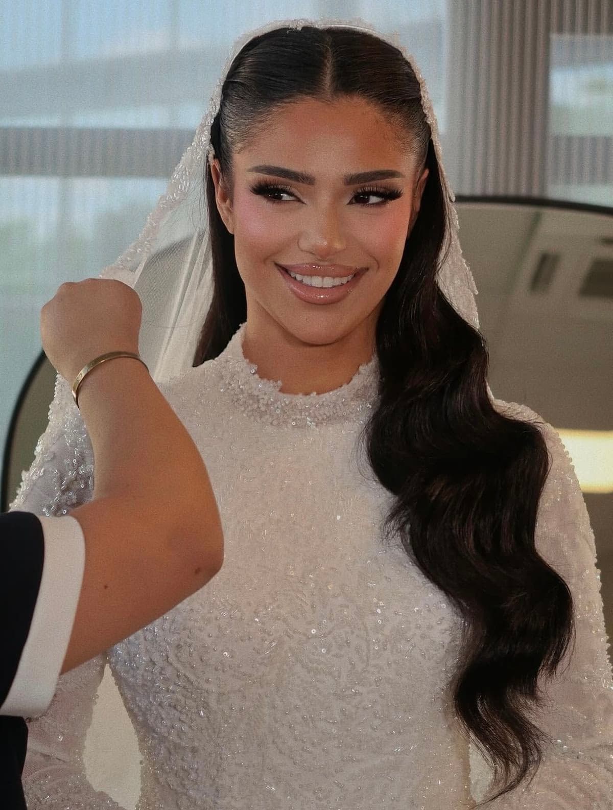 Bridal makeup and hair in Abu Dhabi by Elani Artistry, on-location luxury bridal service